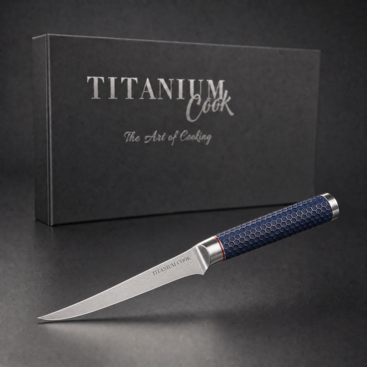 Couteau à Désosser Alvéole, coffret TitaniumCook sur fond studio noir