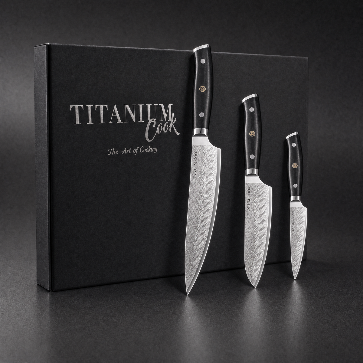 Set de 3 Couteaux Japonais Plume, coffret TitaniumCook sur fond studio noir